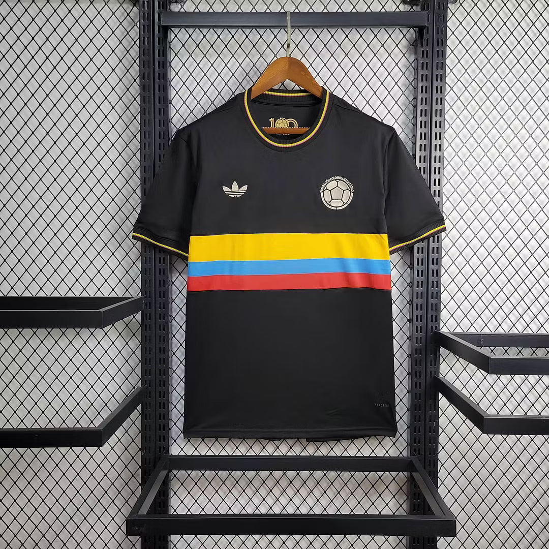 Camiseta negra del centenario de Colombia 2024