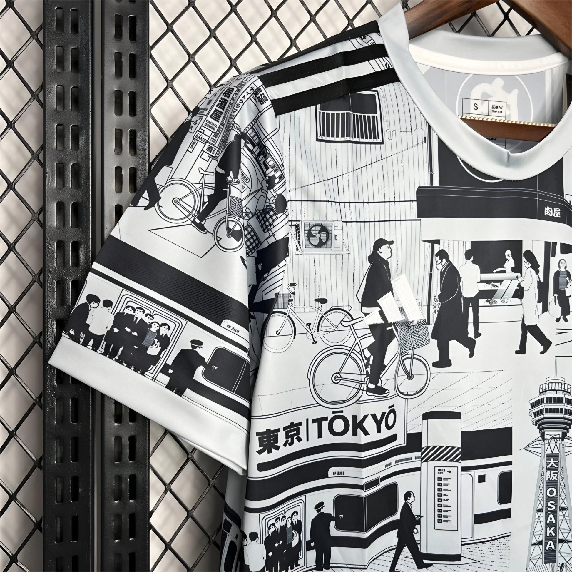 Japan 24/25 Special Black & White Shirt - FOOTLV