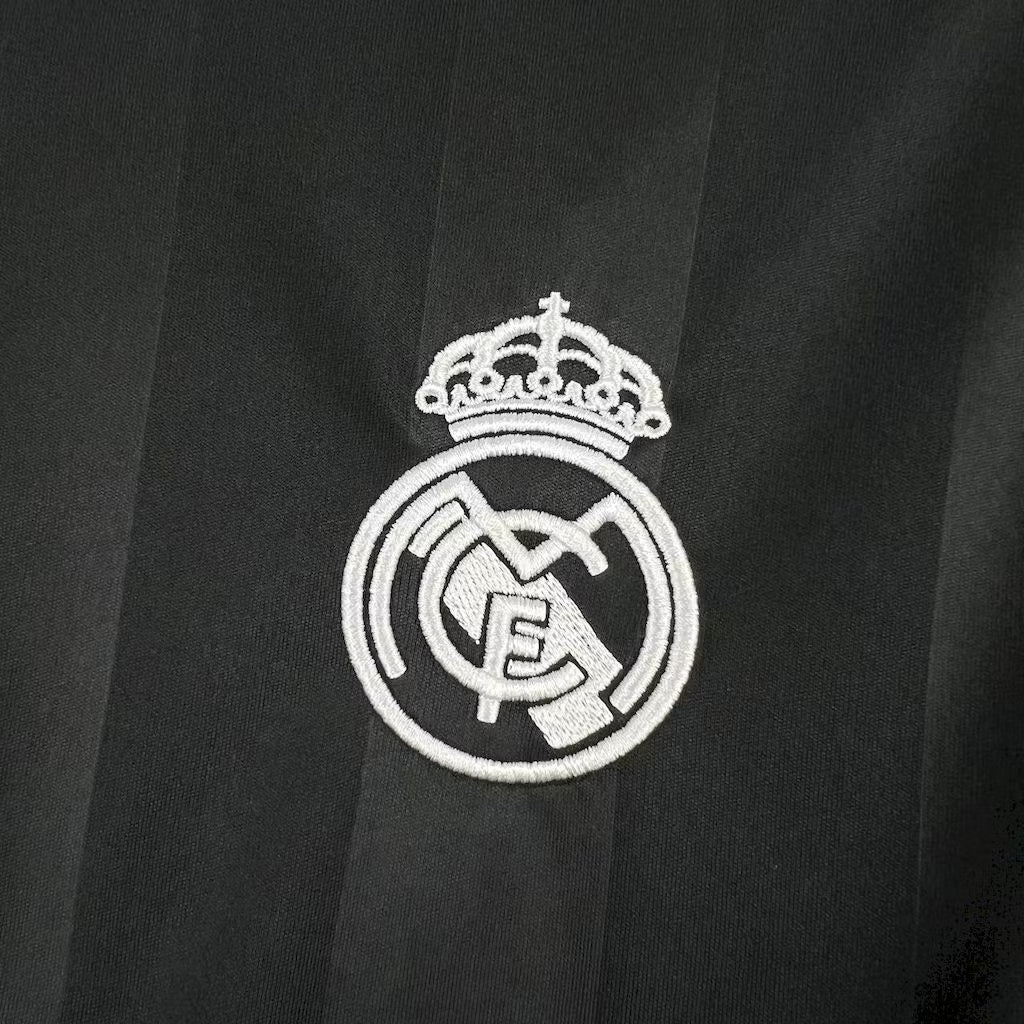 Camisola de guarda-redes do Real Madrid 2025