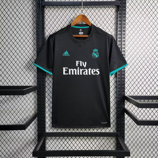 Camiseta visitante del Real Madrid 2017