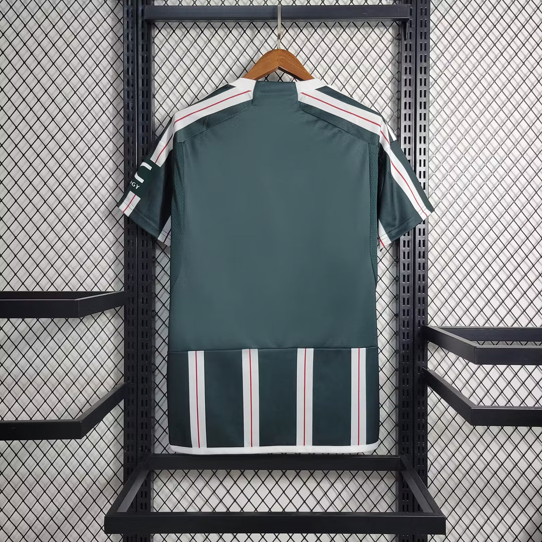 Camisola de visitante do Manchester United 2023