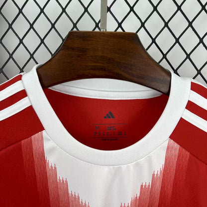 Camiseta local del Bayern de Múnich 2025