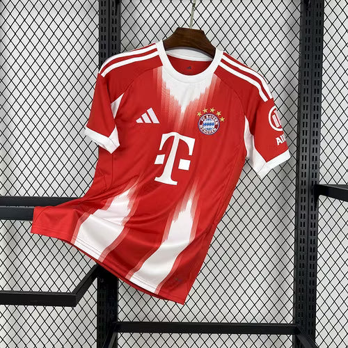 Bayern München 2025 thuisshirt