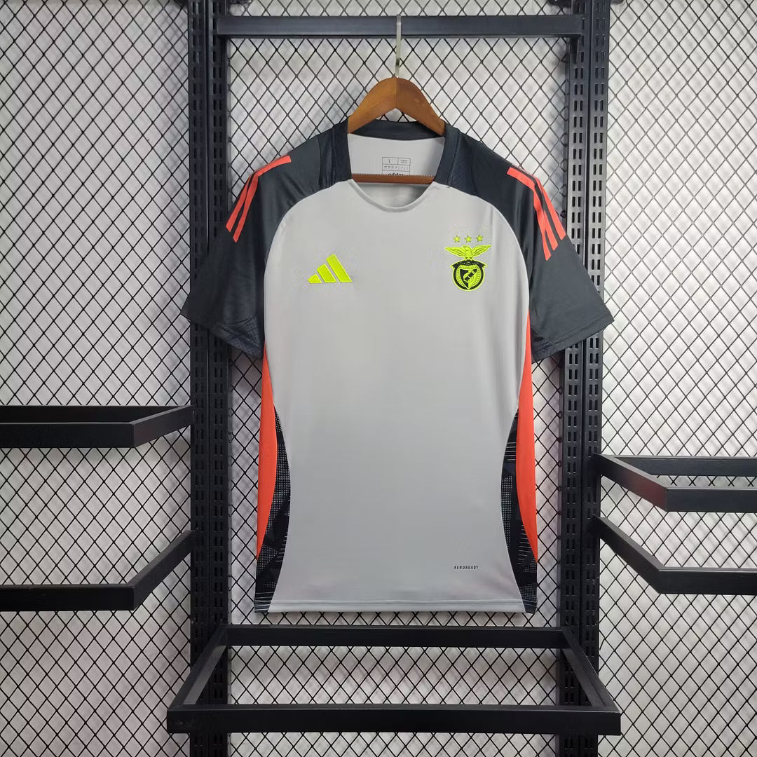Camisola de treino do Benfica 2025