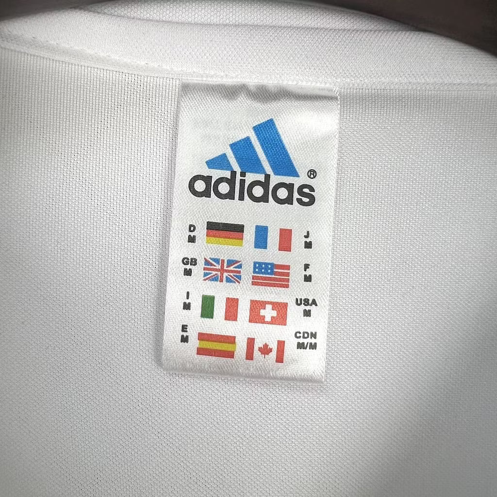 Maillot domicile du Real Madrid 2001