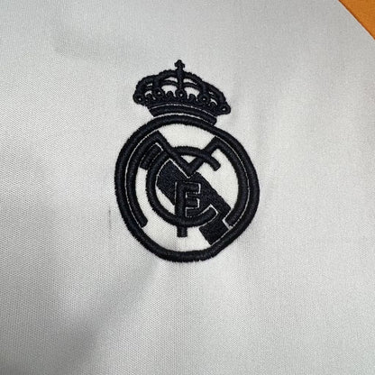 Real Madrid 2024 Aufwärm-Trainings-Trikot
