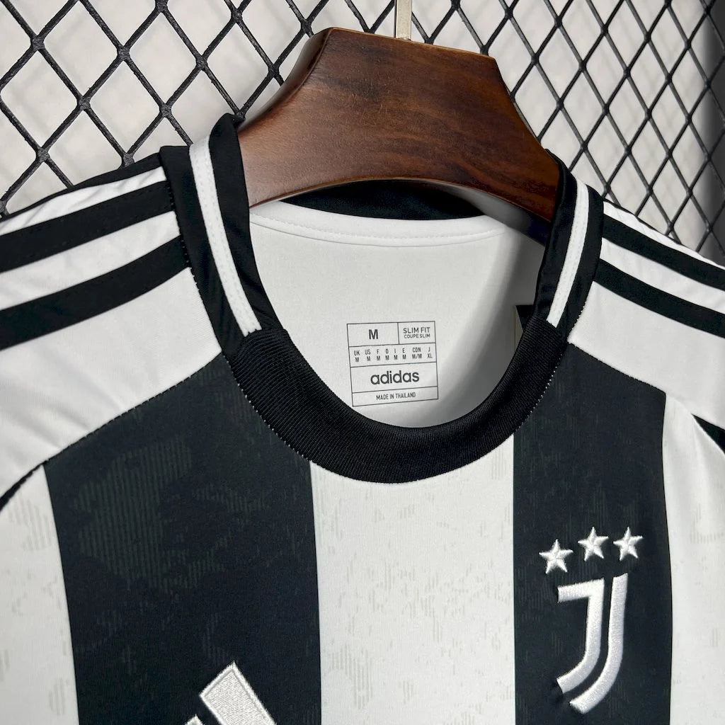 Juventus 24/25 Home Shirt - FOOTLV