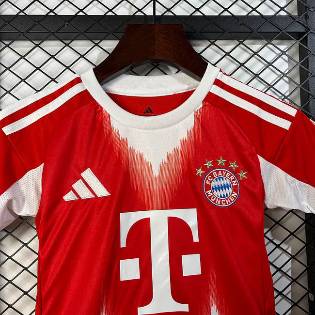 Bayern München 2025 thuisshirt