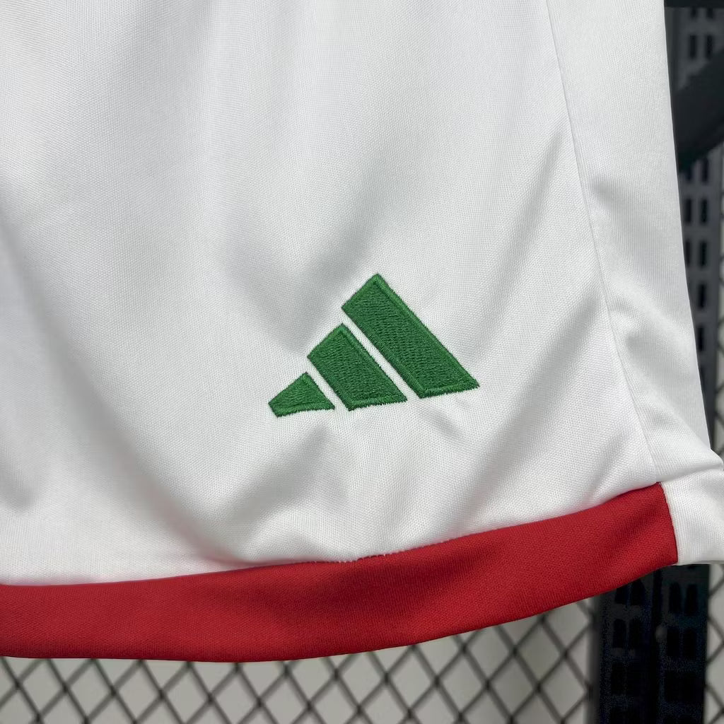 Camiseta local de México 2025