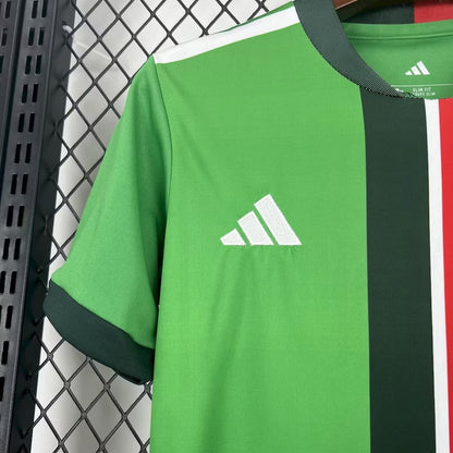 Camiseta local de México 2025