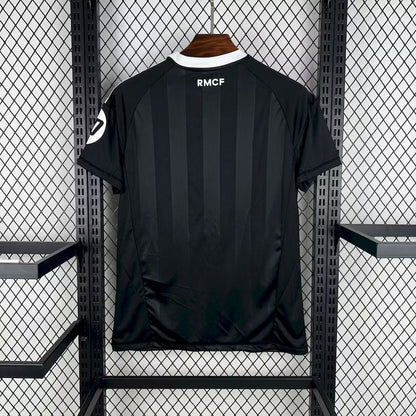 Camisola de guarda-redes do Real Madrid 2025