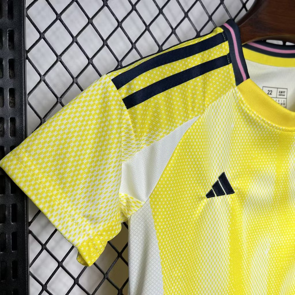Maillot extérieur de la Juventus 2024