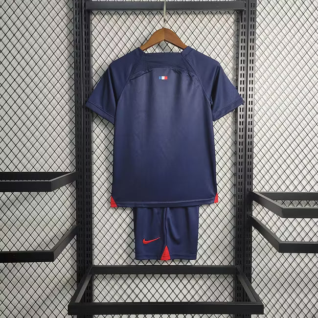 Maillot domicile de l’Inter Milan 2023