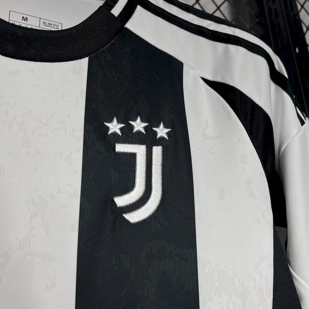 Juventus 24/25 Home Shirt - FOOTLV