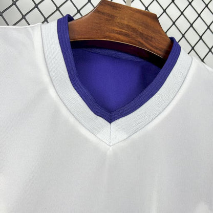 Trzecia wyjazdowa koszulka Realu Madryt 2002