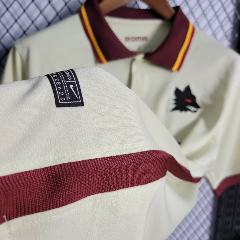Maillot extérieur 2020 de l’AS Roma