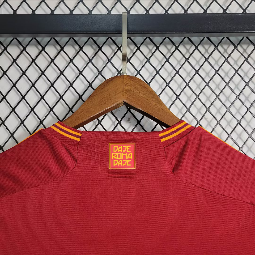 Maillot domicile de l’AS Roma 2023