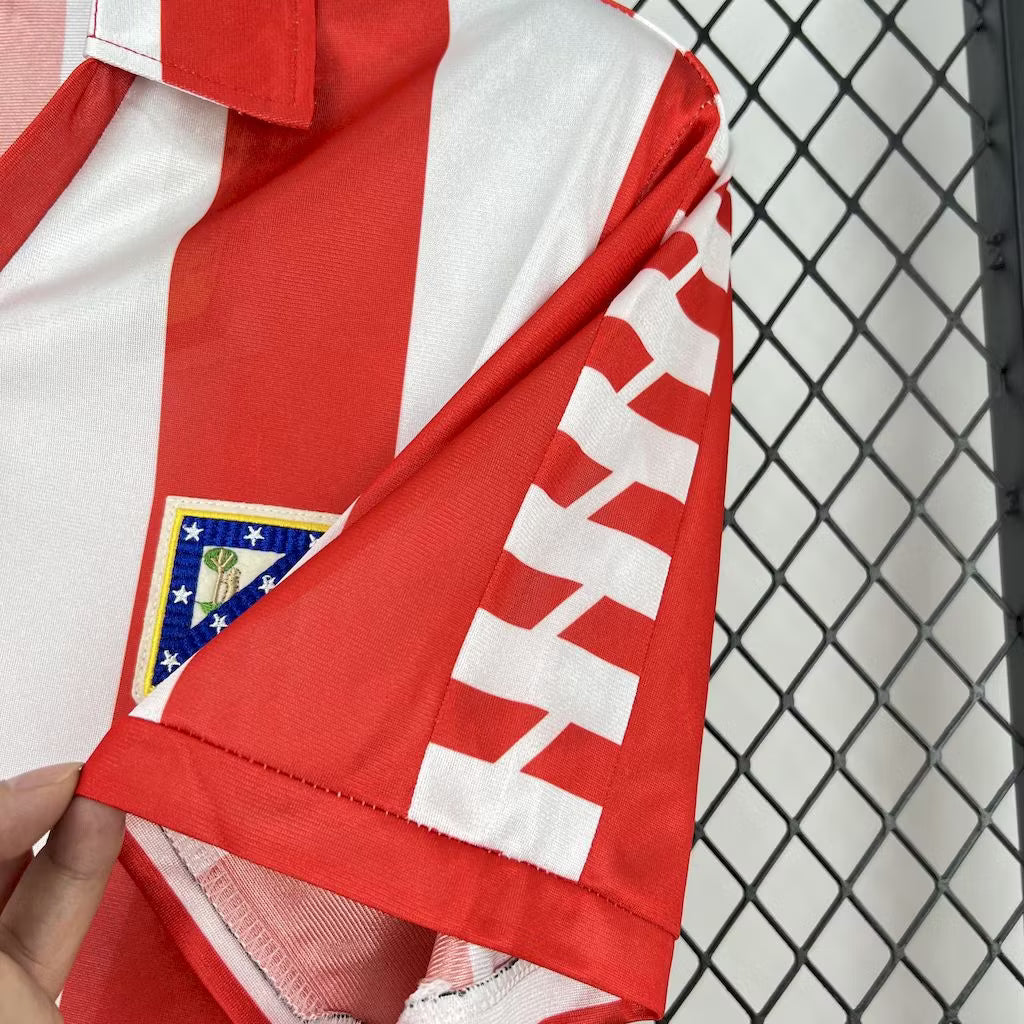 Camiseta local del Atlético de Madrid de 1982