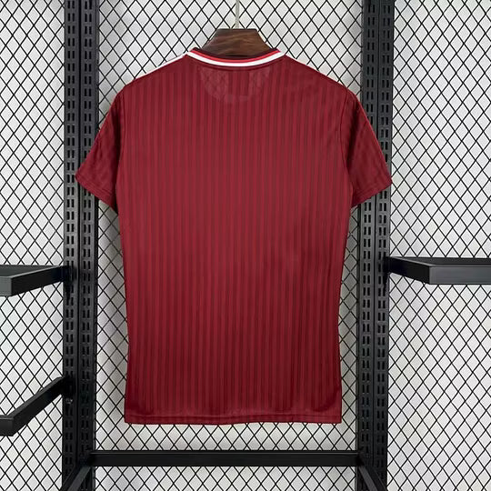 Bayern München 2025 rotes Spezialtrikot