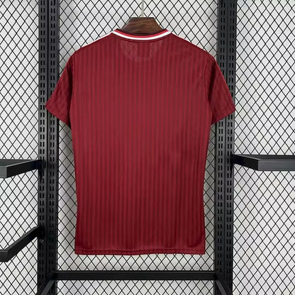 Bayern München 2025 rotes Spezialtrikot