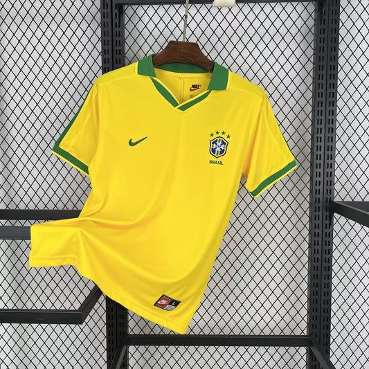 Camiseta local de Brasil 1997