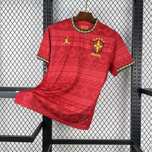 Maglia concept rossa Fiamma del Brasile 2026, edizione speciale