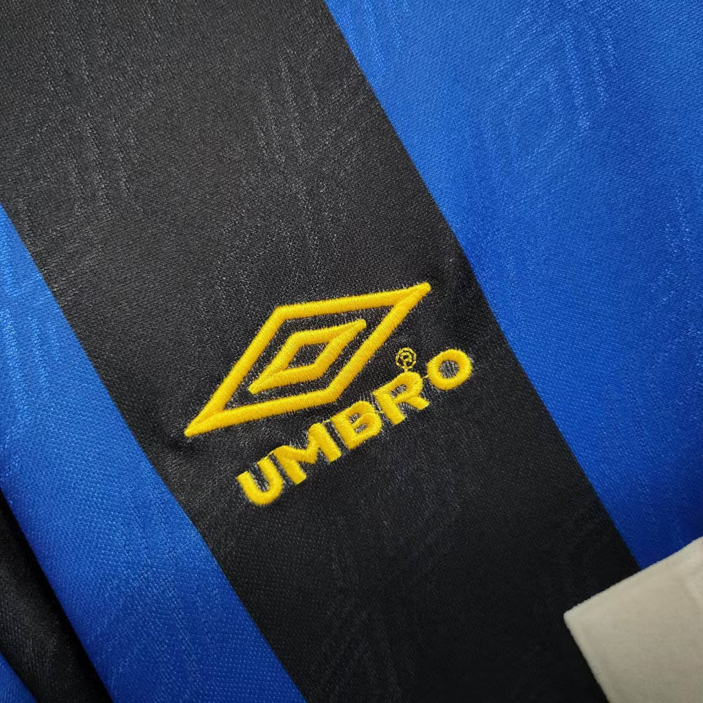 Domowa koszulka Interu Mediolan 1995