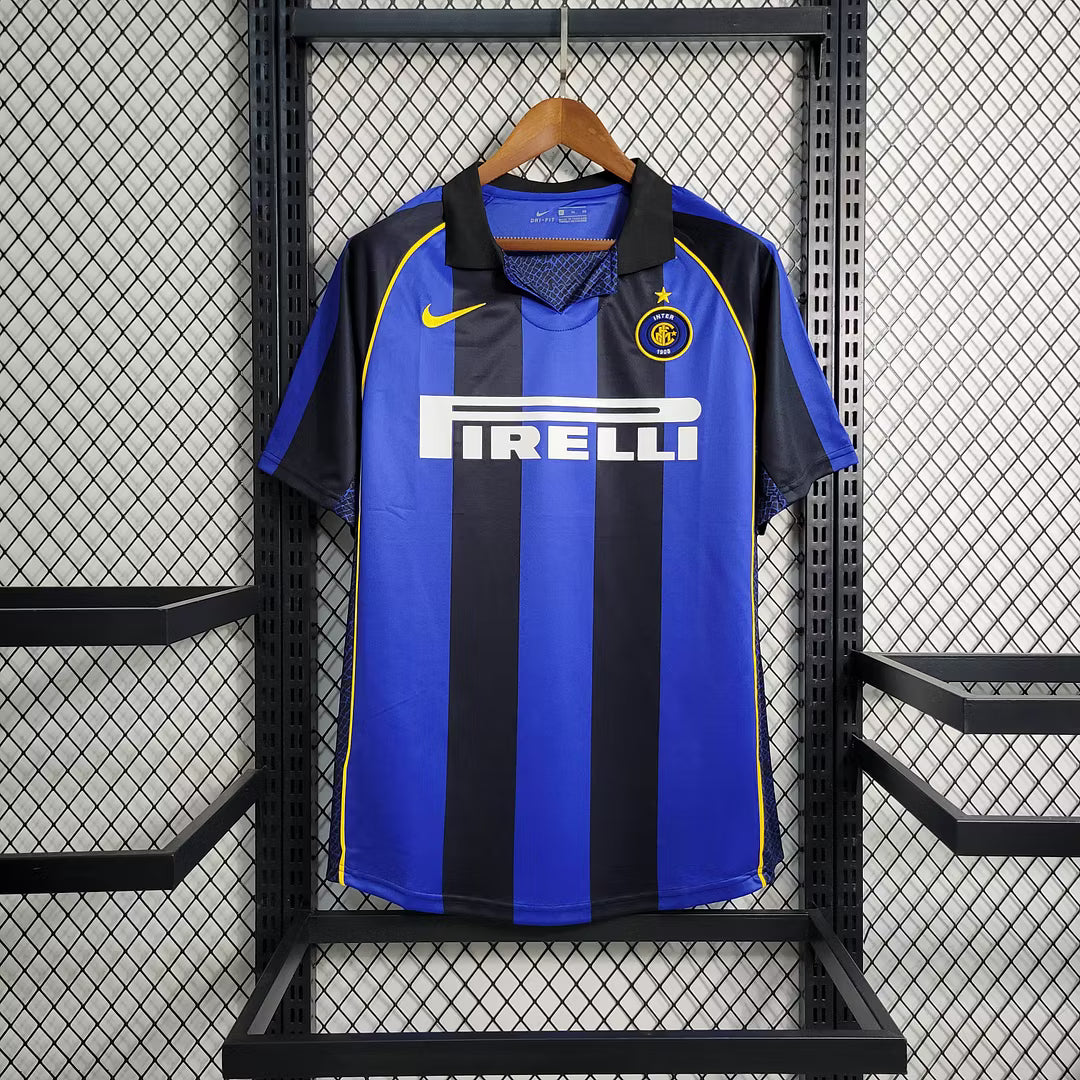 Camisola de casa do Inter de Milão de 2001