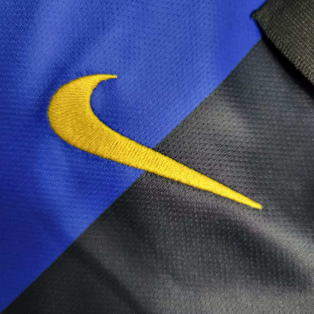 Camisola de casa do Inter de Milão de 2001