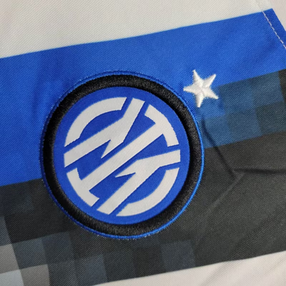 Camisola de visitante do Inter de Milão de 2023