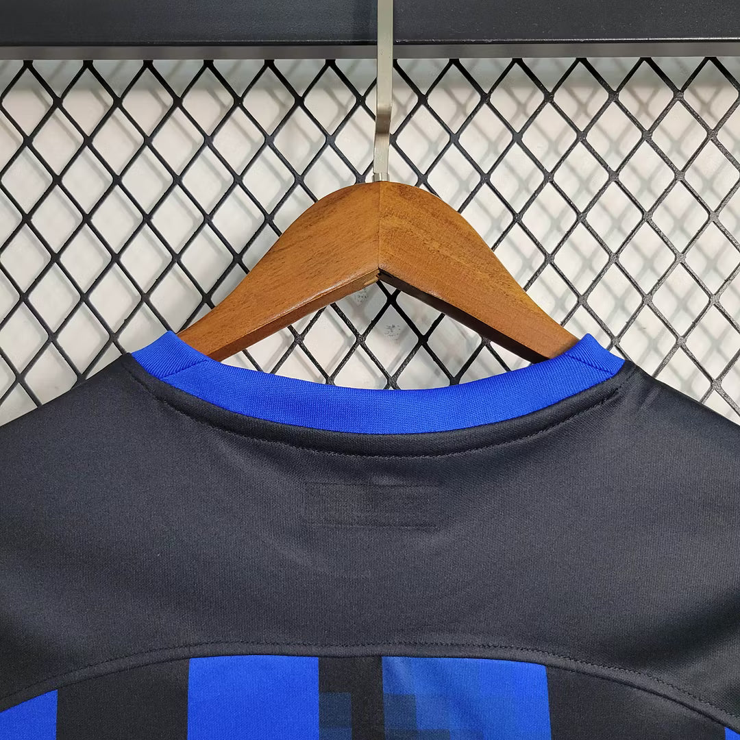 Maillot domicile de l’Inter Milan 2023