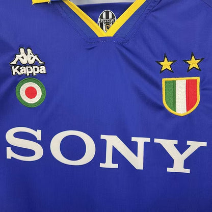 Maillot extérieur de la Juventus 1995