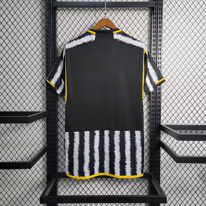 Juventus 2023-Heimtrikot