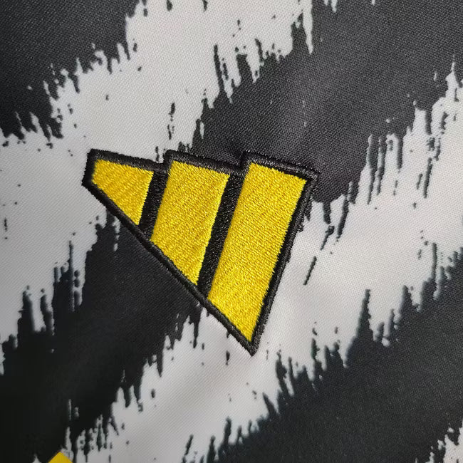 Juventus 2023-Heimtrikot