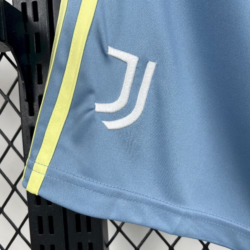 Juventus 2025 Away Shorts