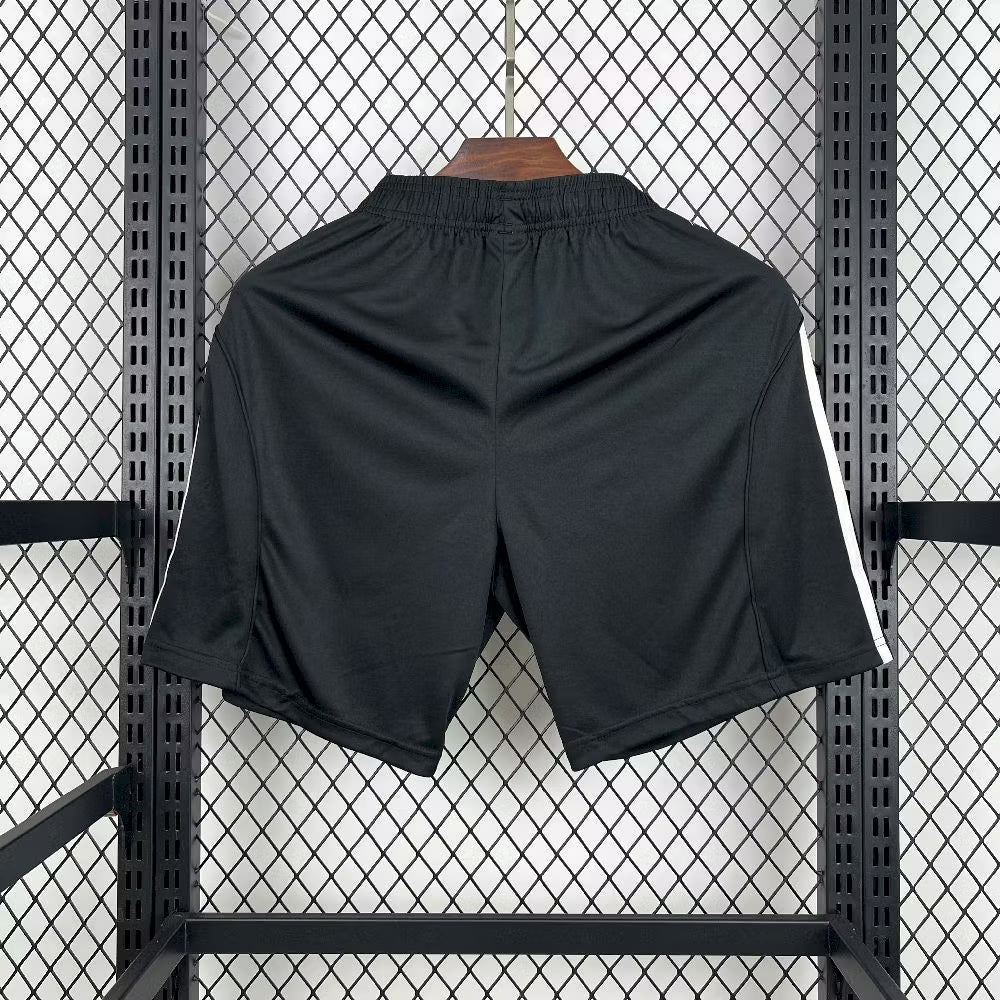 Manchester United Heimshorts 2025