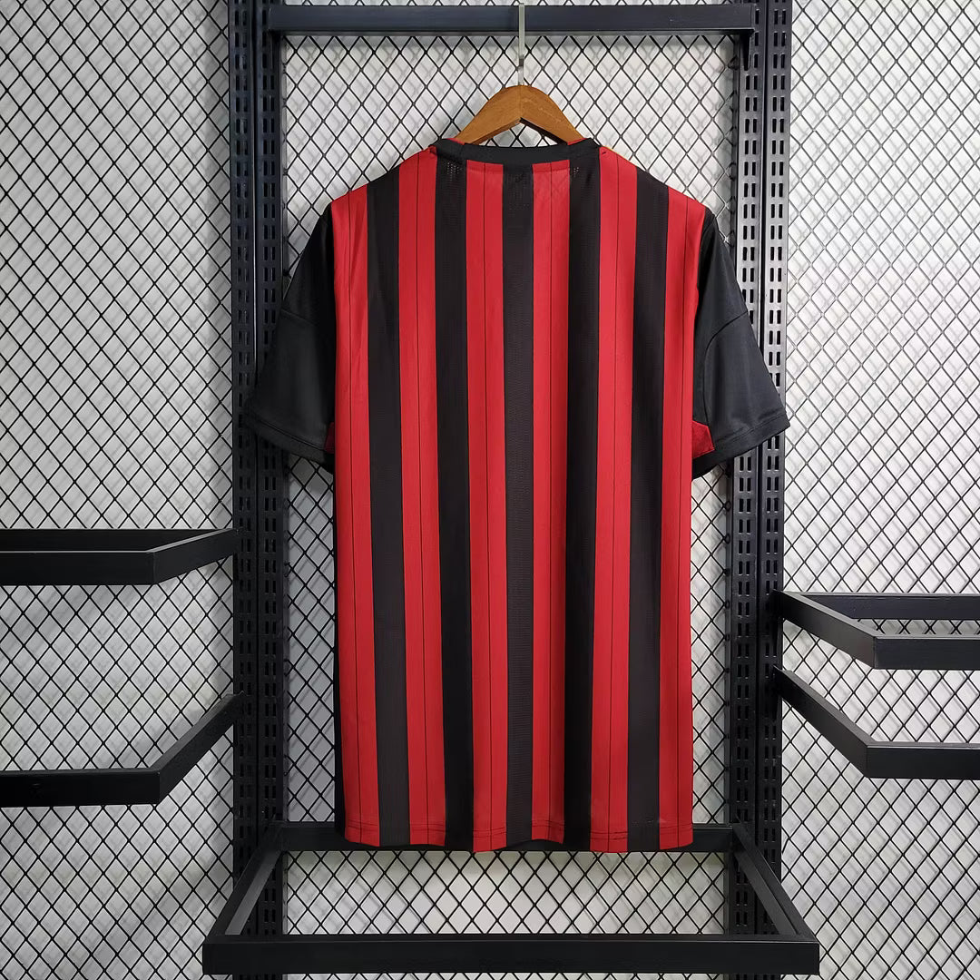 Maillot domicile de l’AC Milan 2013