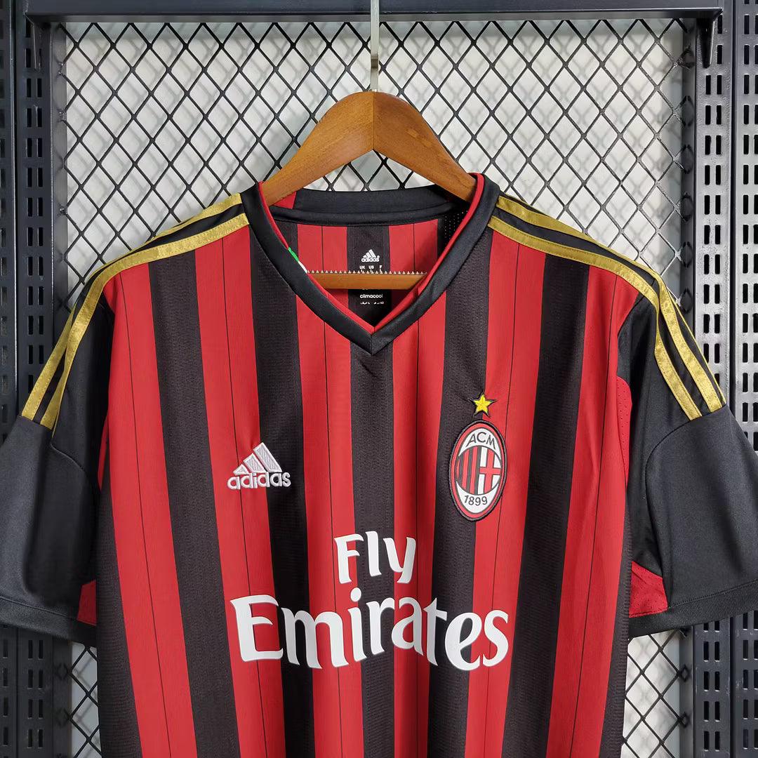 Maillot domicile de l’AC Milan 2013