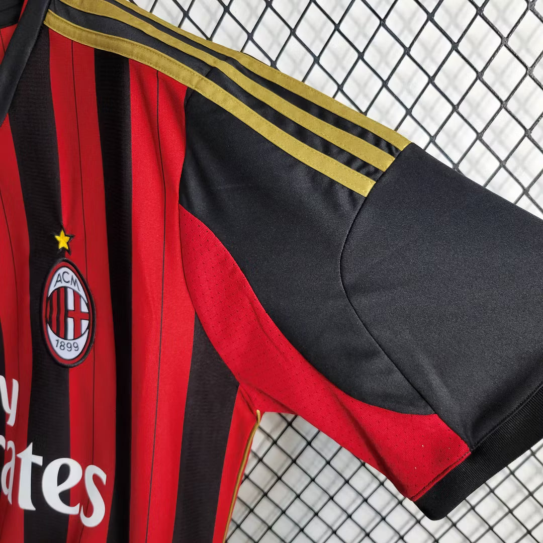 Maillot domicile de l’AC Milan 2013