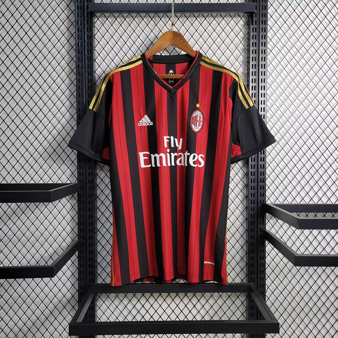 Maillot domicile de l’AC Milan 2013