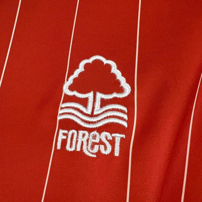 Nottingham-Forest-Heimtrikot 1982