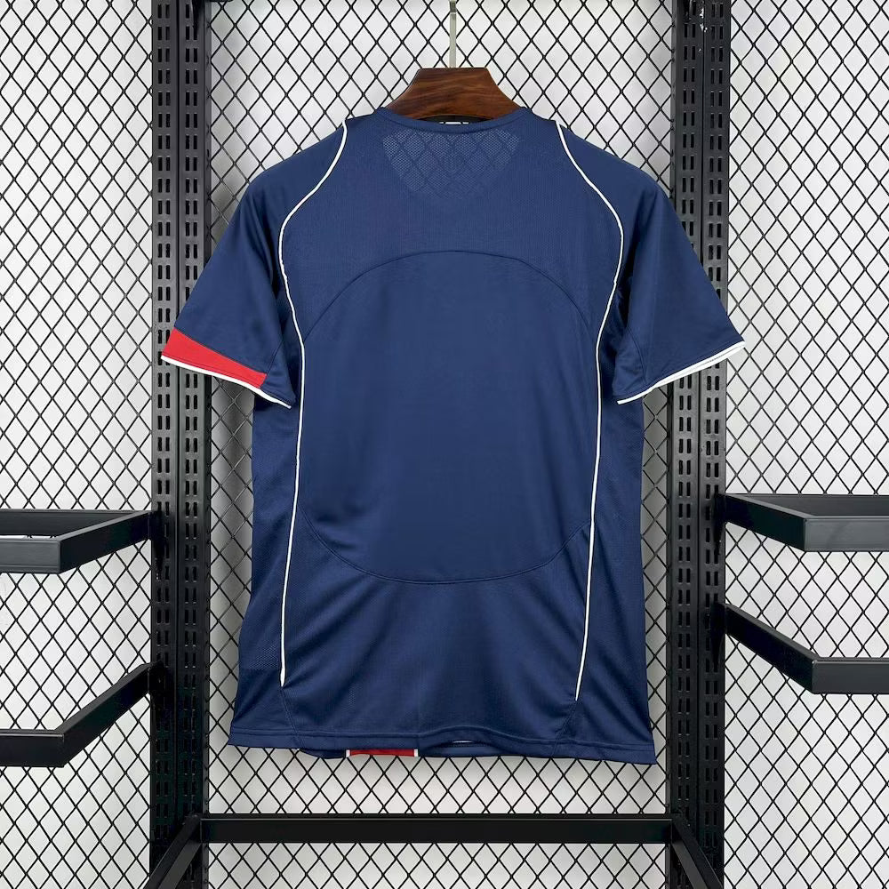 Camisola principal do PSG Paris Saint-Germain 2004