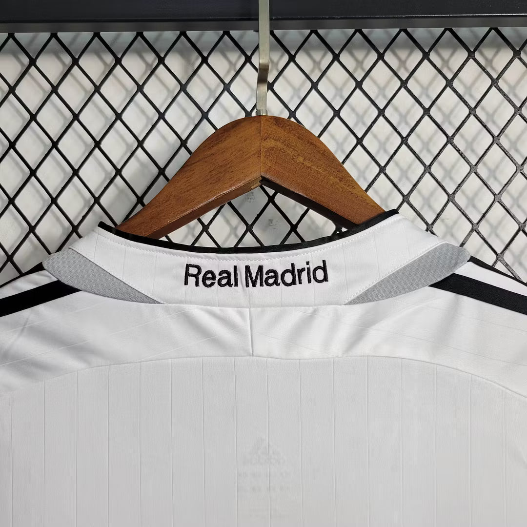 Camisola principal do Real Madrid 2006