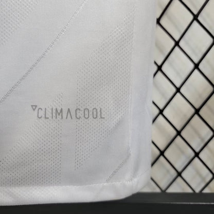Maillot domicile du Real Madrid 2017