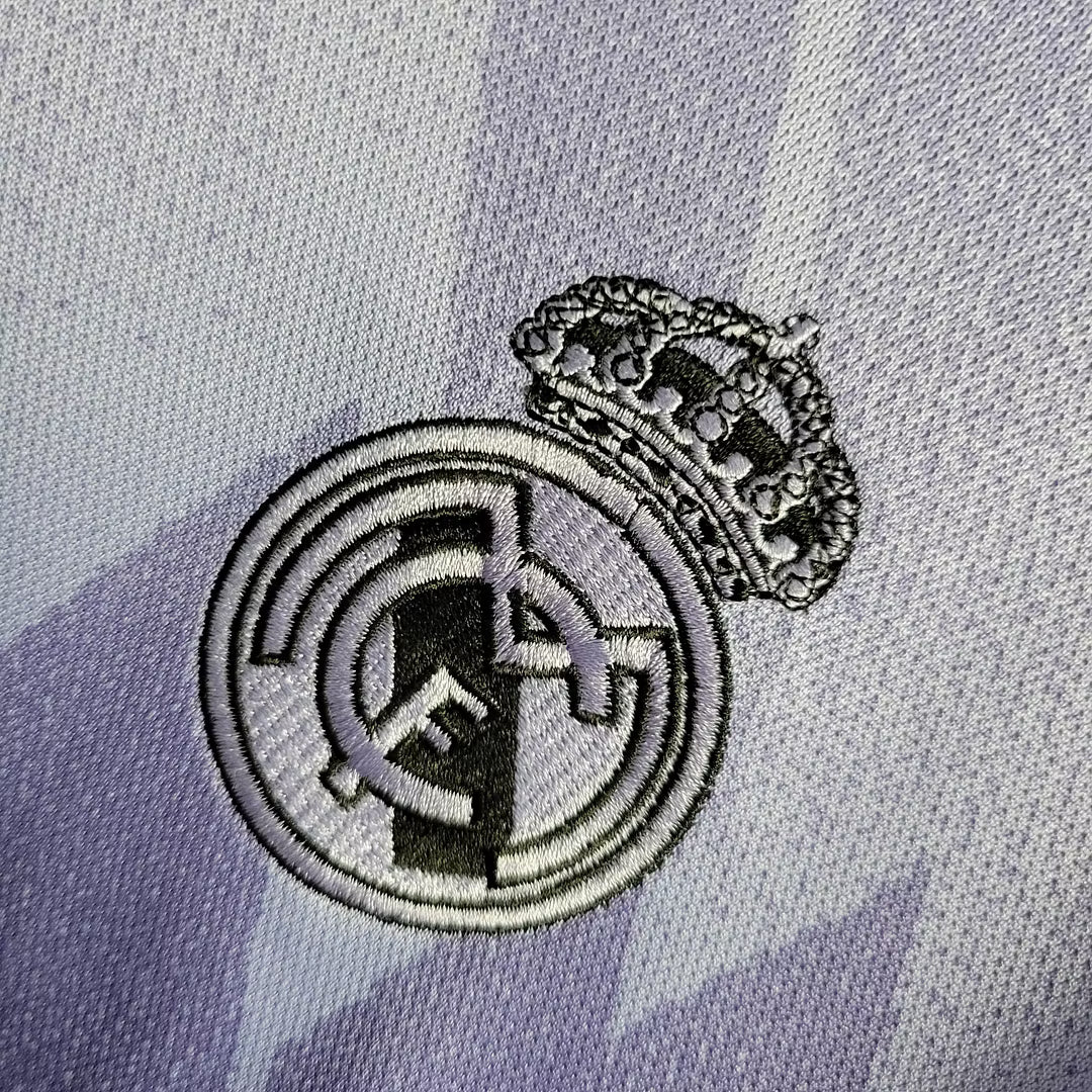 Maillot extérieur du Real Madrid 2022