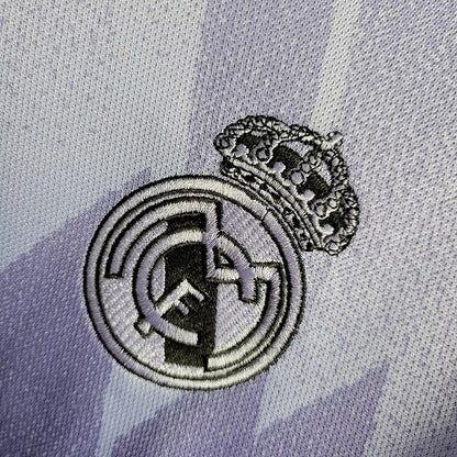 Maillot extérieur du Real Madrid 2022