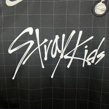 Wyjazdowa koszulka Tottenhamu 2025 x Stray Kids - edycja limitowana