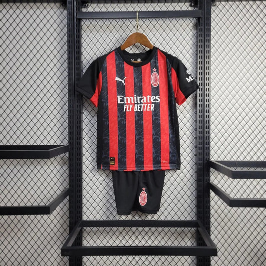 Maillot domicile 2025 de l’AC Milan