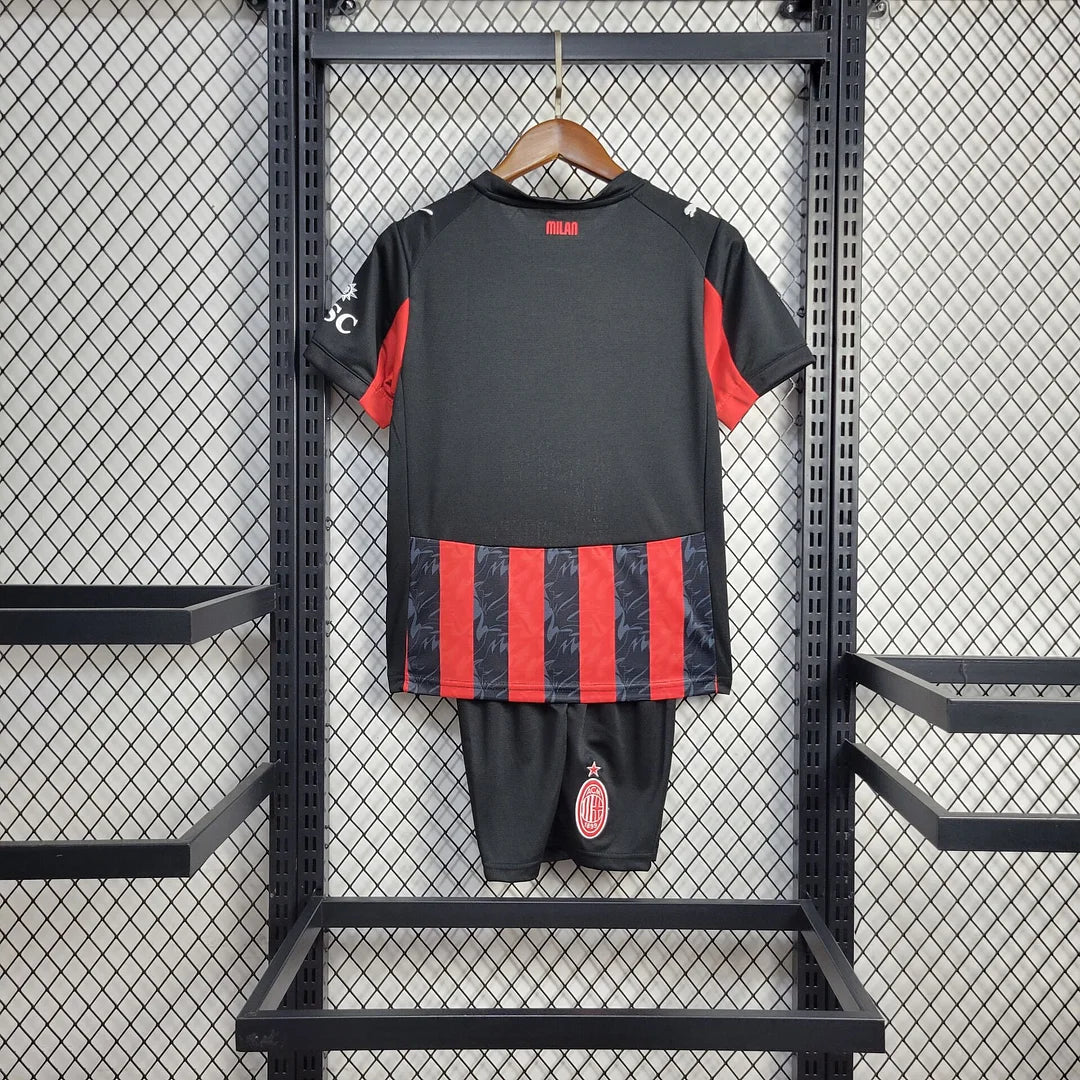 Maillot domicile 2025 de l’AC Milan