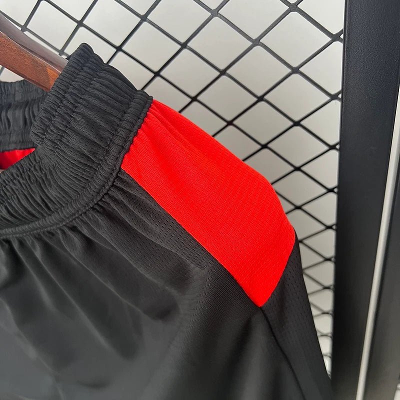 Calções de casa do AC Milan 2025